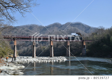 秩父鉄道SLパレオエクスプレス 荒川橋梁を渡る 秩父鉄道SLパレオエクスプレス 荒川橋梁を渡る 80539727