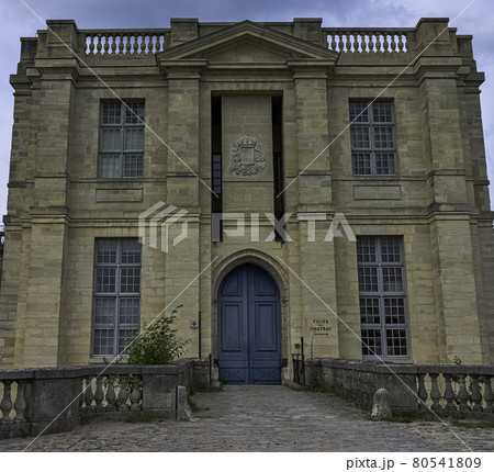 French royal fortress in the town of Vincennes French royal fortress in the town of Vincennes 80541809