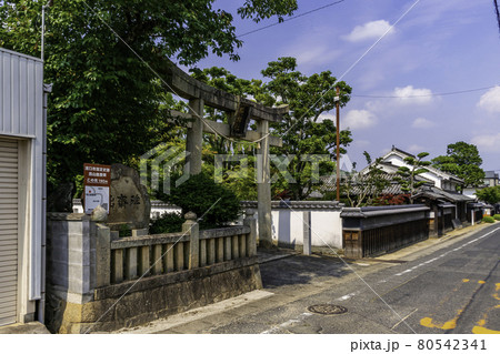 鴨神社　鳥居　岡山県浅口市 80542341