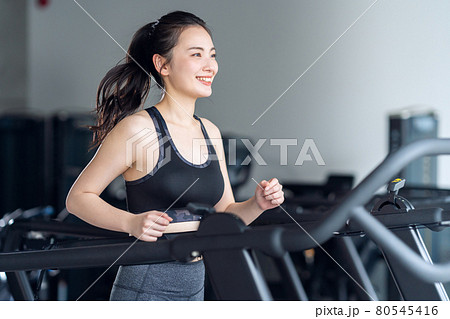 フィットネス スポーツジム トレーニング エクササイズ フィットネス スポーツジム トレーニング エクササイズ 80545416