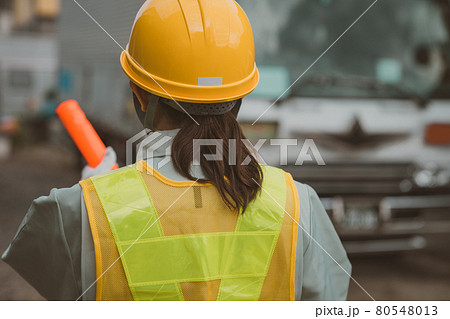 交通誘導警備員 80548013
