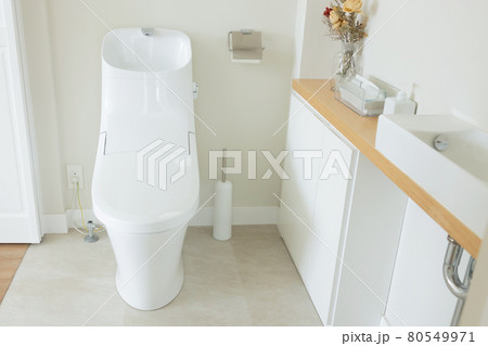 トイレの写真（人物なし） 80549971