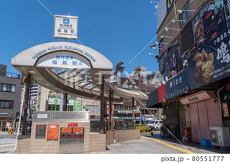 駅前風景　福島駅（阪神） 80551777