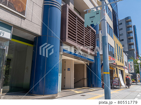 駅前風景　福島駅（阪神） 80551779