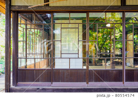 秋の蘆花恒春園　徳冨蘆花旧宅　梅花書屋 80554574
