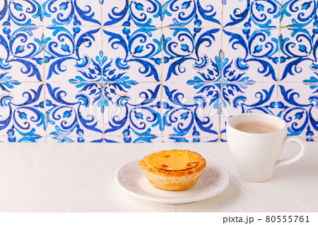 Egg tart, traditional Portuguese dessert Egg tart, traditional Portuguese dessert 80555761