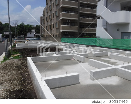 In the middle of construction ～建設途中 80557446