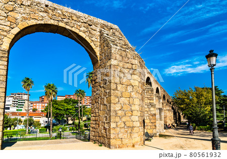 Aqueduct of San Anton in Plasencia, Spain 80561932