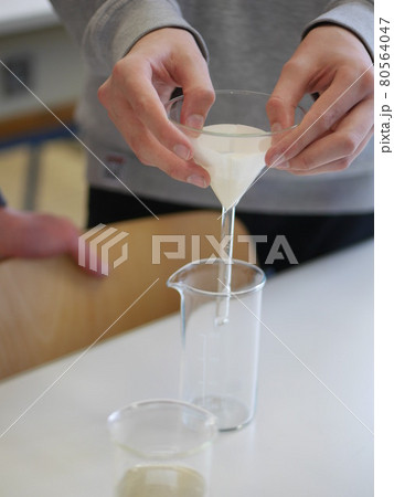 chemical experiment in school class chemical experiment in school class 80564047