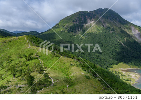 前白根山から見た日光白根山 前白根山から見た日光白根山 80571151