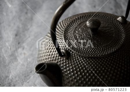 漆黒の鉄瓶 80571223