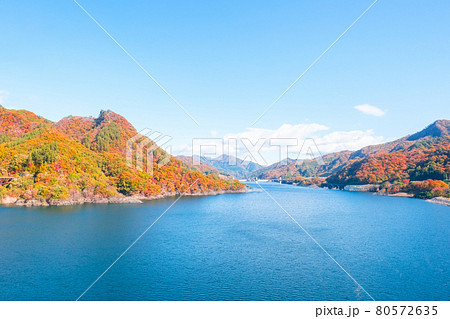 八ッ場あがつま湖（秋） 80572635