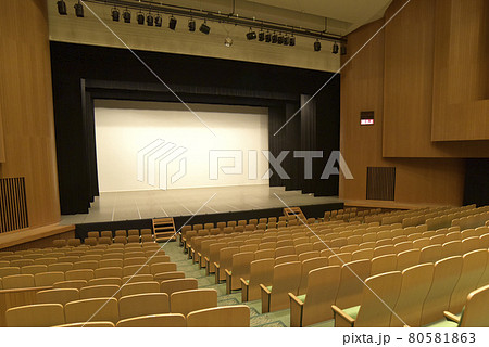 無人のステージ 観客席の劇場の写真素材 無人のステージ 観客席の劇場の写真素材