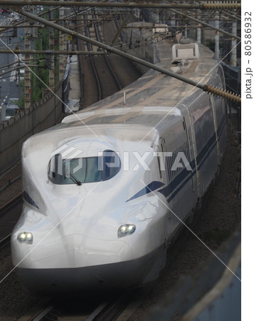 新幹線N700S J12編成 山科付近にて 新幹線N700S J12編成 山科付近にて 80586932