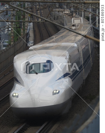 新幹線N700S J12編成 山科付近にて 新幹線N700S J12編成 山科付近にて 80586933