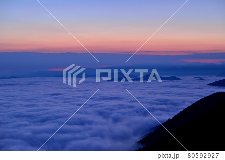 野迫川村の雲海 野迫川村の雲海 80592927