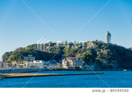 【江の島弁天橋とシーキャンドル】 【江の島弁天橋とシーキャンドル】 80594500