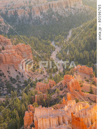 Beautiful sunrise of the Inspiration Point of Bryce Canyon National Park Beautiful sunrise of the Inspiration Point of Bryce Canyon National Park 80596765