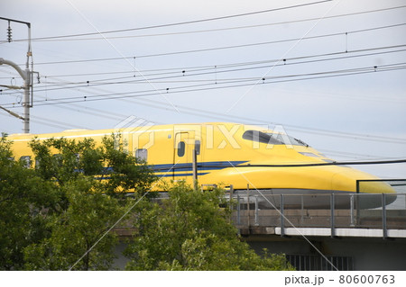 ドクターイエロー_先頭車両 ドクターイエロー_先頭車両 80600763
