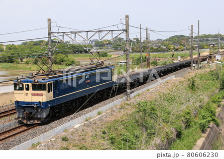 JR宇都宮線を走る配給貨物列車 JR宇都宮線を走る配給貨物列車 80606230