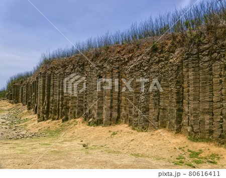 台湾澎湖 大菓葉柱状玄武岩 / Daguoye Columnar Basalt, Taiwan 台湾澎湖 大菓葉柱状玄武岩 / Daguoye Columnar Basalt, Taiwan 80616411