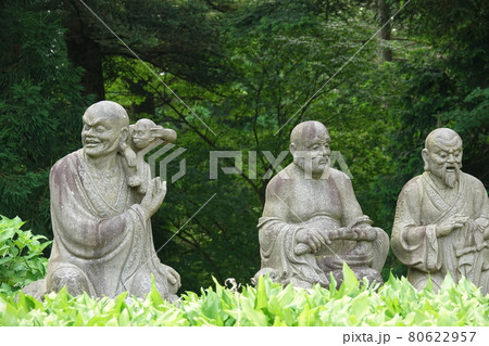 雲辺寺の羅漢像 80622957