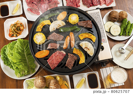 焼き肉　焼肉　おうち焼肉　家焼肉 80625707