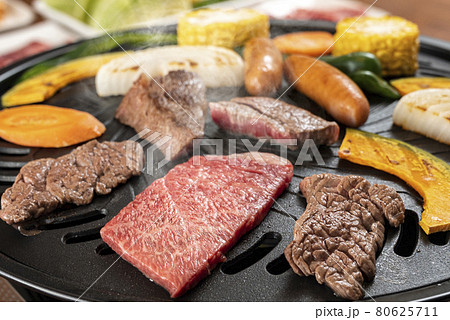 焼き肉　焼肉　おうち焼肉　家焼肉 80625711