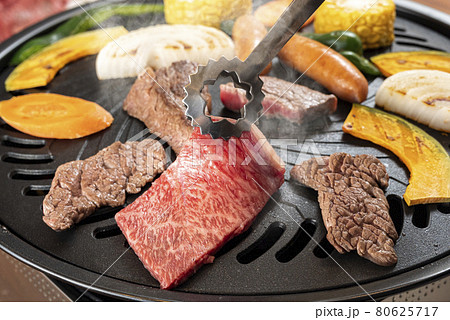 焼き肉　焼肉　おうち焼肉　家焼肉 80625717