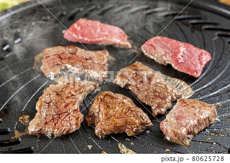 焼き肉　焼肉　おうち焼肉　家焼肉 80625728