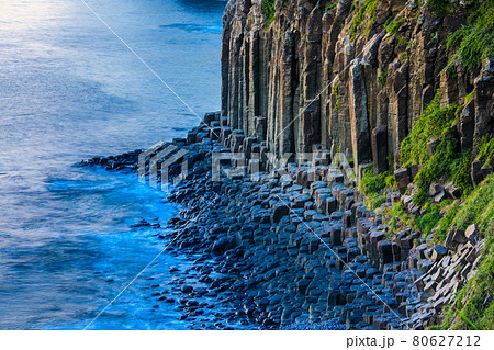 塩俵の断崖の夕景　【長崎県平戸市 】 80627212