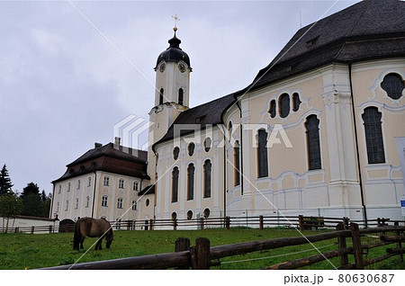 ドイツ バイエルン州 ヴィースの巡礼教会の写真素材