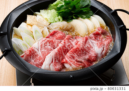 すき焼き すき焼き 80631331