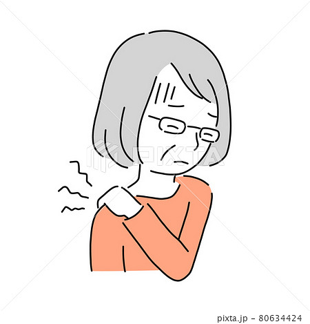 肩こりで悩む高齢者の女性 肩こりで悩む高齢者の女性 80634424