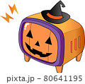 TVの形をしたハロウィンカボチャのオバケ 80641195