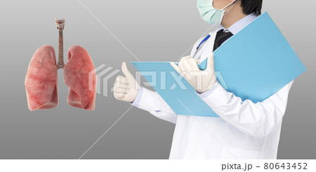 doctor make like symbol to lung 80643452