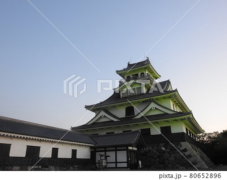 長浜城と夕暮れ 長浜城と夕暮れ 80652896