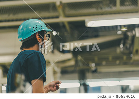 新聞印刷工場 80654016