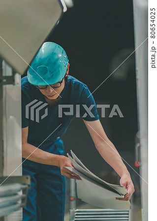 新聞印刷工場 新聞印刷工場 80654025