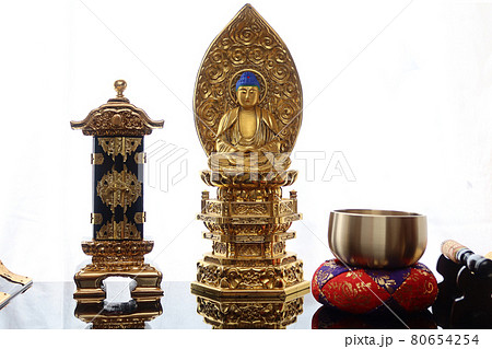 禅宗のお盆の飾り盆棚1 80654254