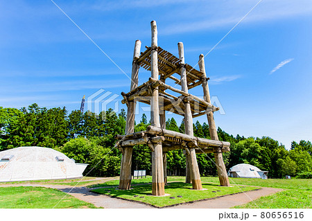 青森県 三内丸山遺跡　六本柱建物 80656516