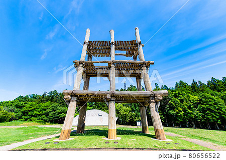 青森県 三内丸山遺跡　六本柱建物 80656522