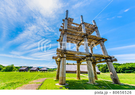 青森県 三内丸山遺跡　六本柱建物 80656526