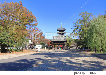 八事山興正寺　秋 80661066