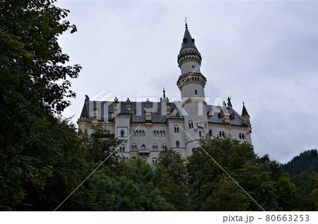 ドイツ バイエルン州のノイシュヴァンシュタイン城の写真素材