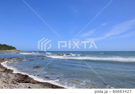 夏の磯崎海岸 茨城県ひたちなか市 夏の磯崎海岸 茨城県ひたちなか市 80663427