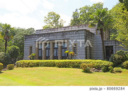 飛鳥山公園の青淵文庫 80669284