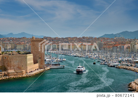 Marseille Old Port with yachts Marseille, France Marseille Old Port with yachts Marseille, France 80672141