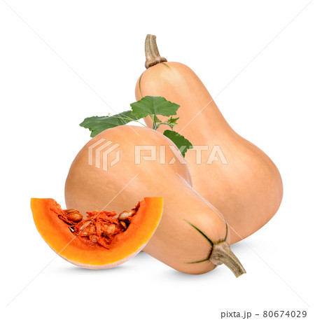Butternut squash with leaves isolated on white background 80674029