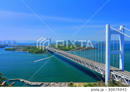 【岡山県】 鷲羽山から見た瀬戸大橋 80676945